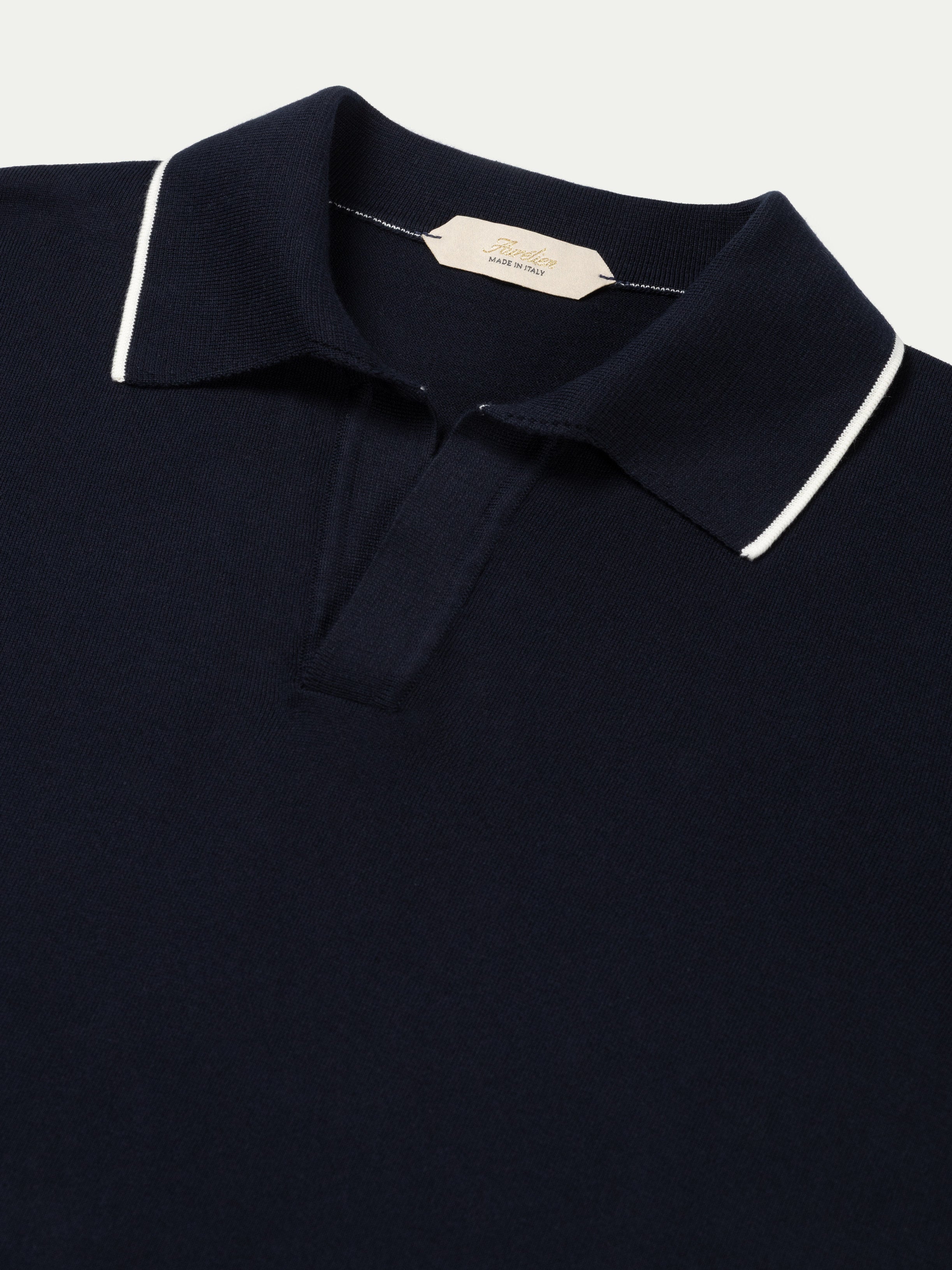 Shortsleeve Buttonless Polo Navy