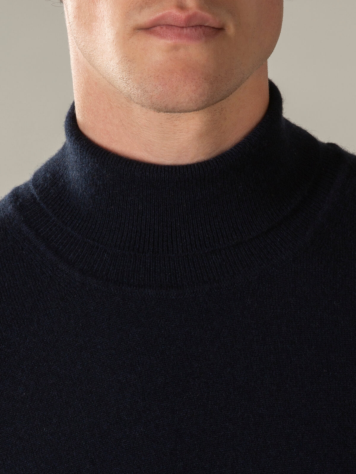 Navy Rollneck